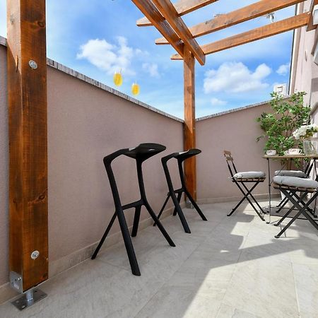 Modern Holiday Apartment "Libra" With Swimming Pool Posedarje Exterior photo