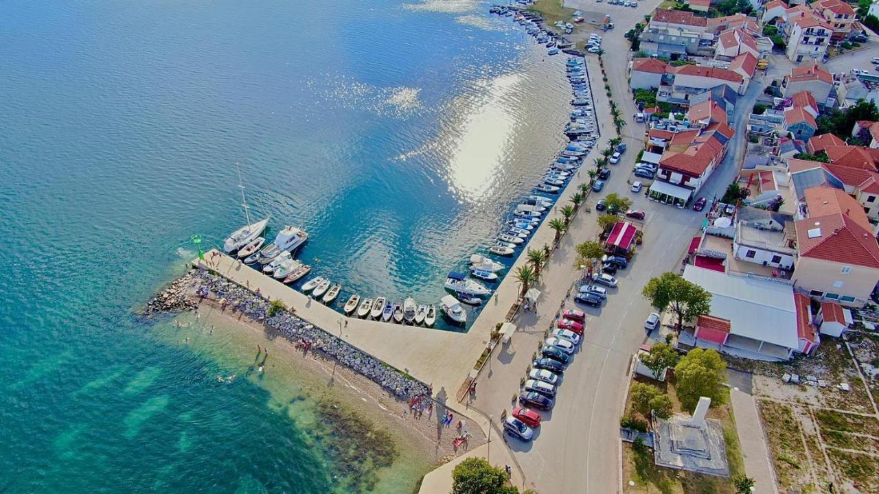 Modern Holiday Apartment "Libra" With Swimming Pool Posedarje Exterior photo
