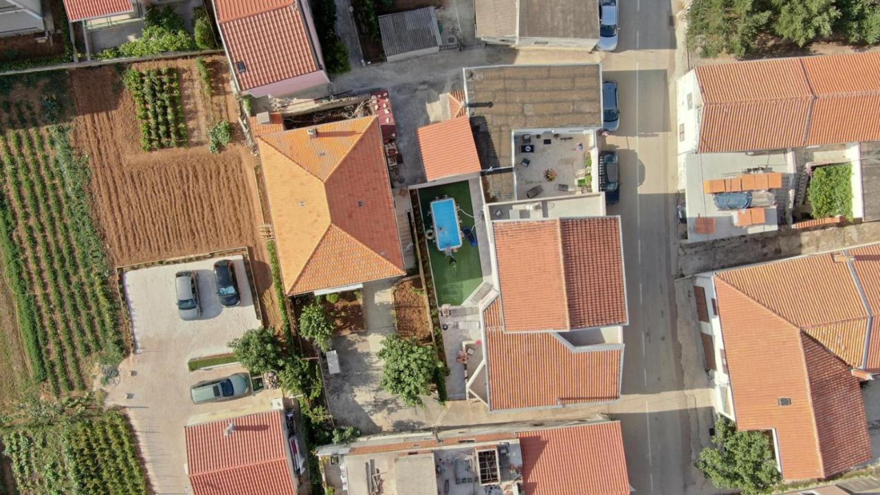 Modern Holiday Apartment "Libra" With Swimming Pool Posedarje Exterior photo