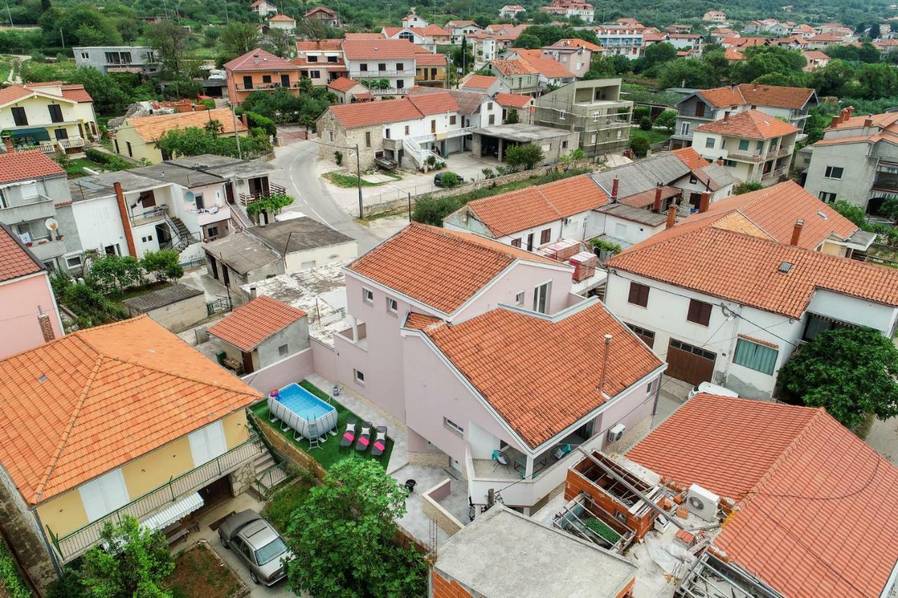 Modern Holiday Apartment "Libra" With Swimming Pool Posedarje Exterior photo